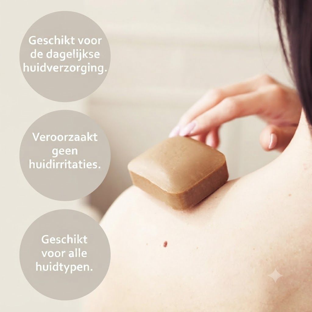 Bruine zeep op schouder, voor dagelijkse huidverzorging, veroorzaakt geen huidirritaties, voor alle huidtypen.