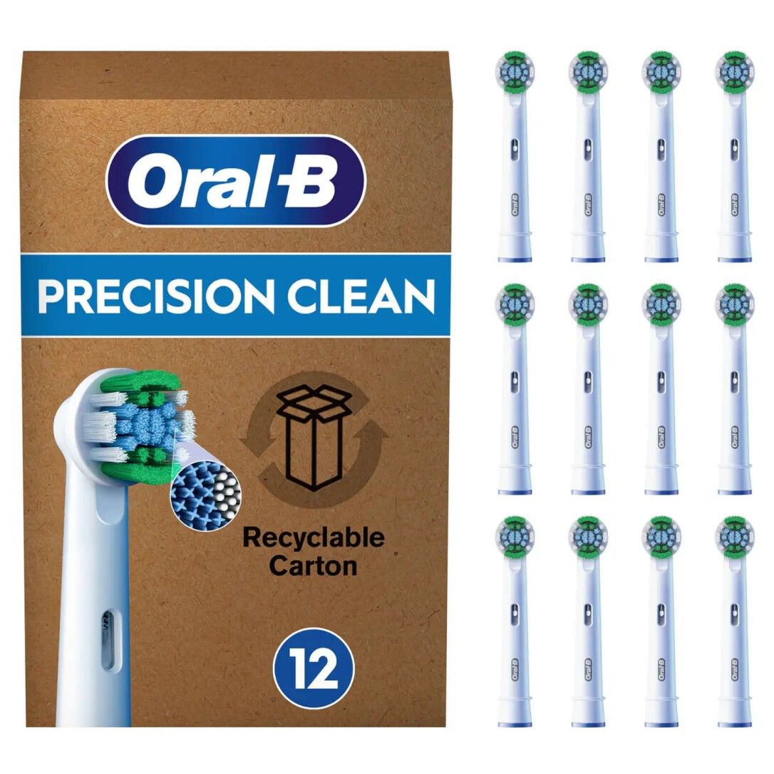 Têtes de brosse à dents dans un emballage. Marque Oral-B, modèle Precision Clean. 12 pièces. Carton recyclable.