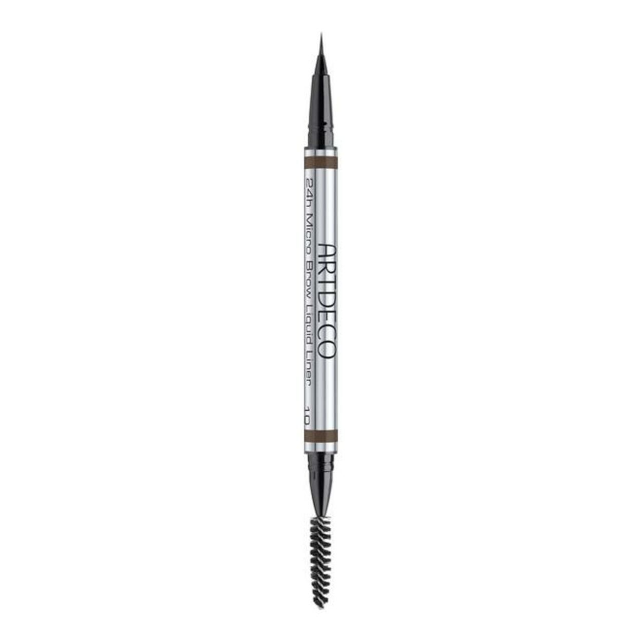 Dubbele pen met borstel. Zilverkleurige pen met productnaam. Borstel en punt. Productnaam: Artdeco 24h Micro Brow L.L.W.Brush.