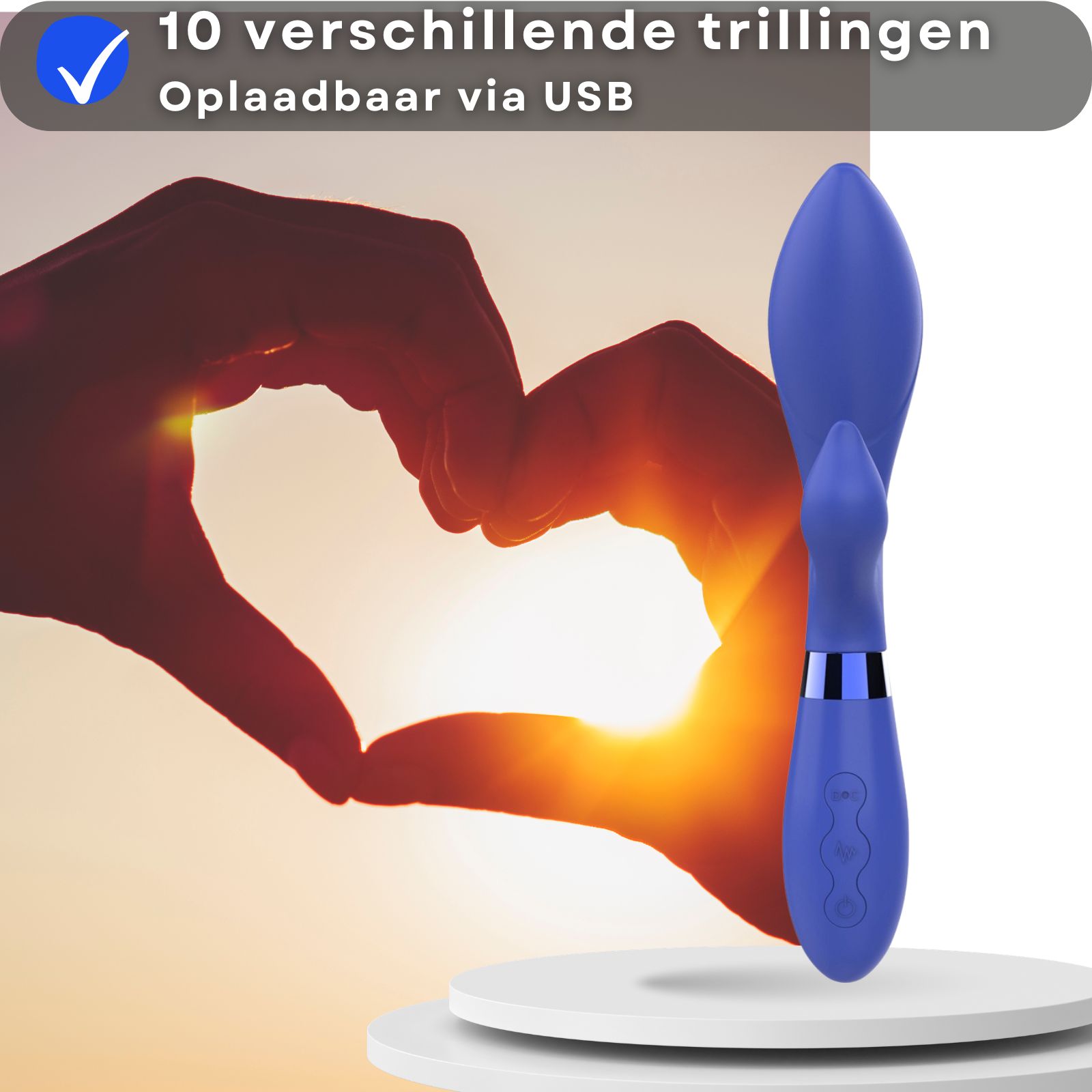 Blauwe vibrator. 10 vibraties. Oplaadbaar via USB. Paar op de achtergrond.