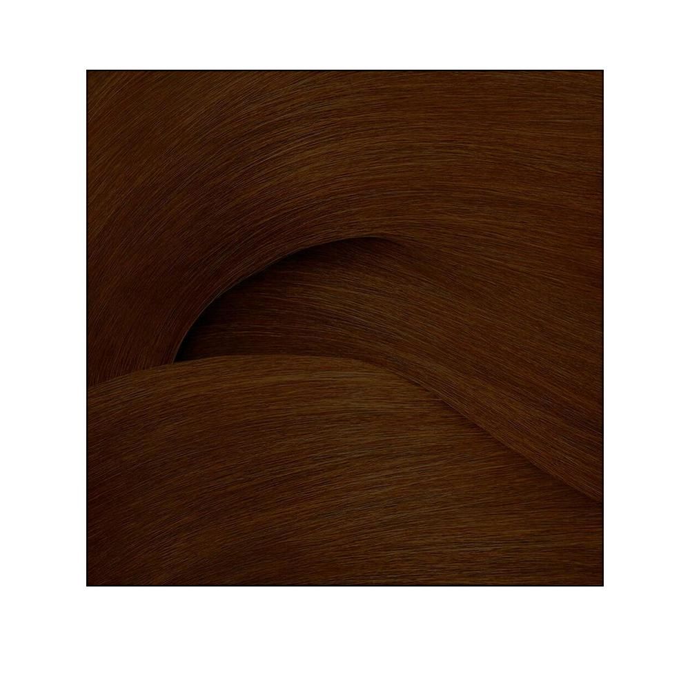 Mèches de cheveux bruns ondulés. Les mèches s'entrelacent, formant une structure ondulée. La couleur est uniforme.