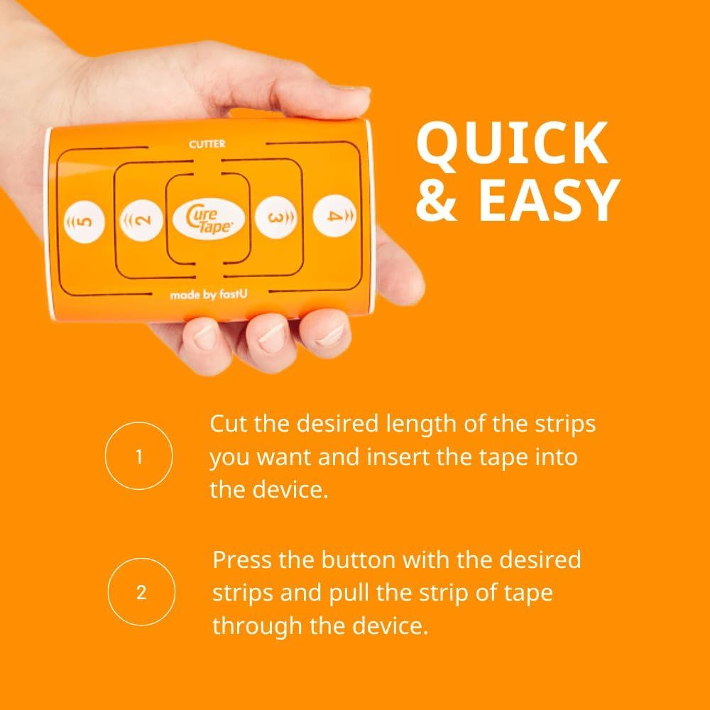 Hand houdt oranje CureTape Kinesiotape Cutter vast. "QUICK & EASY" en instructiestappen 1 & 2.