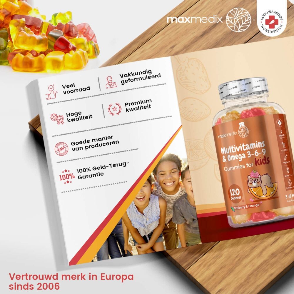 Multivitamine gummies fles met brochure. Tekst: Vertrouwd merk in Europa sinds 2006. Hoge kwaliteit, 100% geld-terug-garantie.