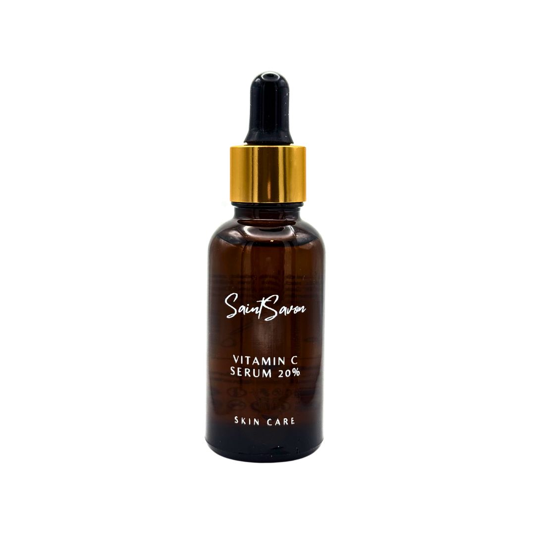 Bruine glazen fles met gouden pipet. Opschrift: Saint Savon Vitamin C Serum 20% Skin Care.