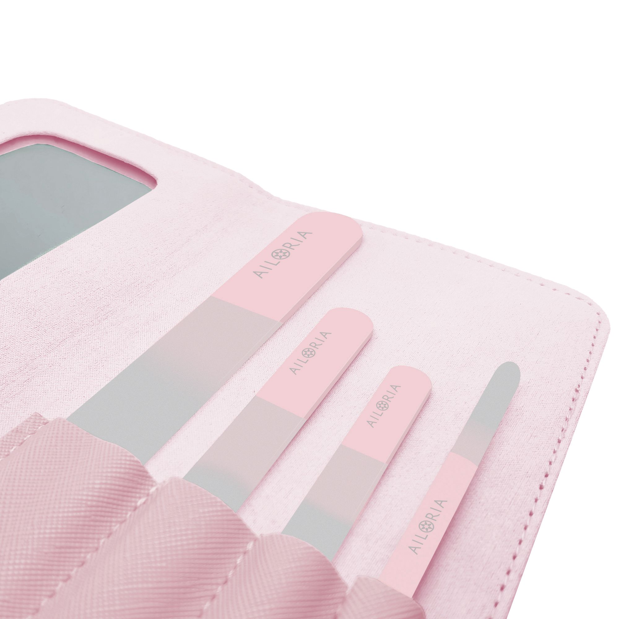 Étui rose avec trois limes à ongles en verre. Logo AILORIA sur les limes. Miroir dans l'étui.