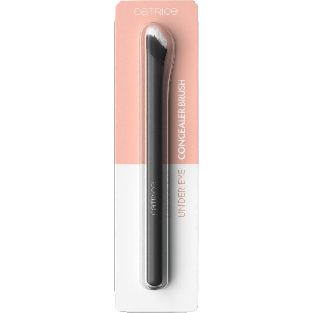 Pinceau dans son emballage. Pinceau noir avec tête blanche. Sur l'emballage, Catrice Under Eye Concealer Brush.