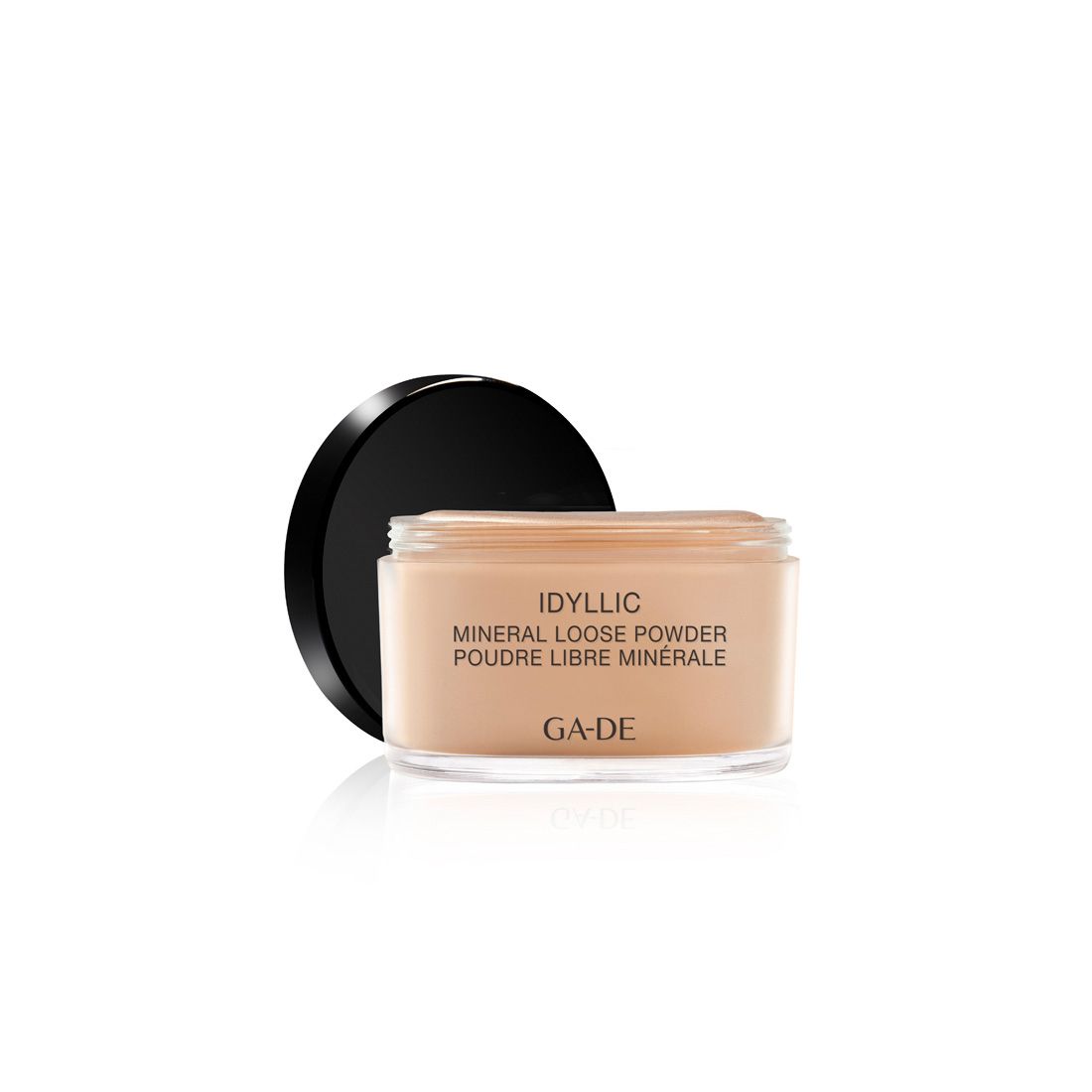 Pot de poudre beige avec couvercle noir. Inscription : Idyllic Mineral Loose Powder. Marque : Ga-De.