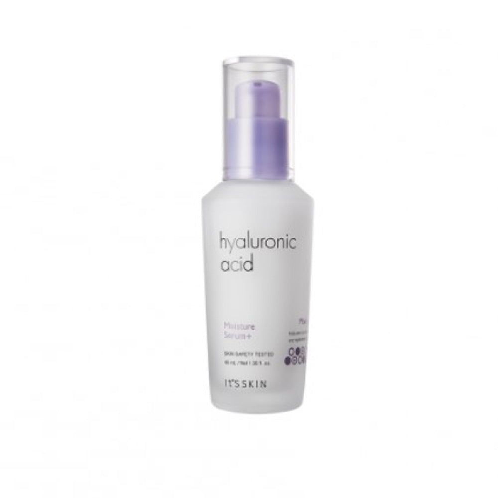 Flacon blanc avec pompe violette. Inscription: Hyaluronic Acid, Moisture Serum+, It's Skin. Bouchon transparent.