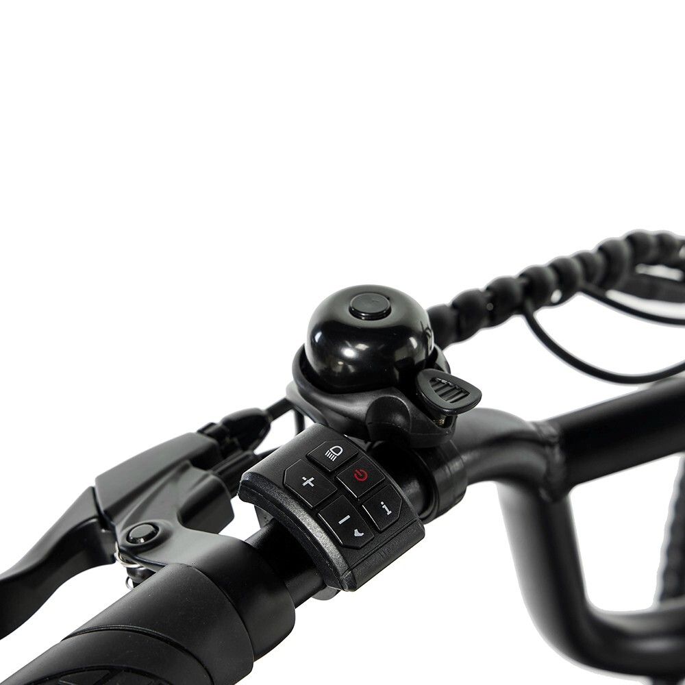 Stuur elektrische fiets. Bel, bedieningselementen en remhendel. Zwarte kleur.