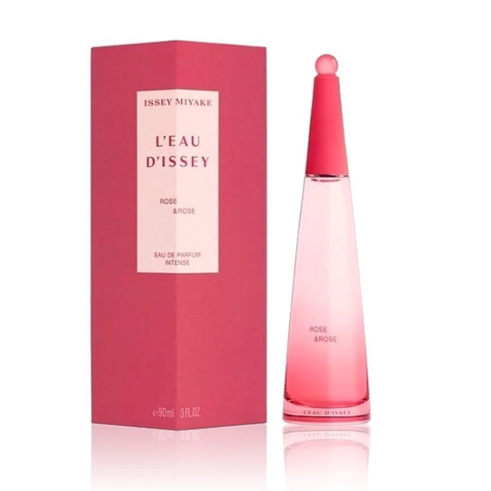 Roze fles en verpakking. Opschrift "L'Eau d'Issey Rose & Rose".