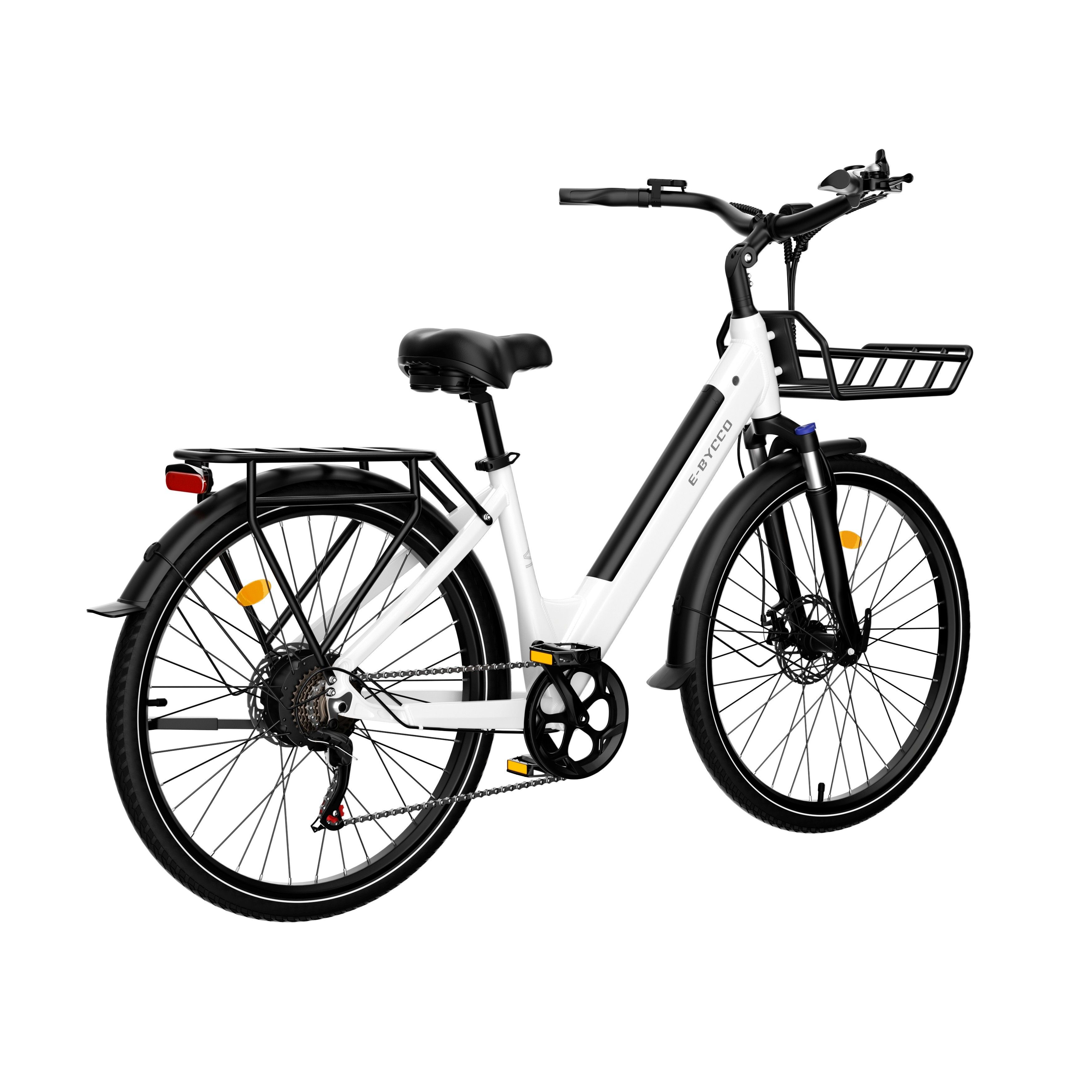 Witte e-bike met bagagerek. Zwarte banden en details. E·Bycco logo op het frame. Zijaanzicht.