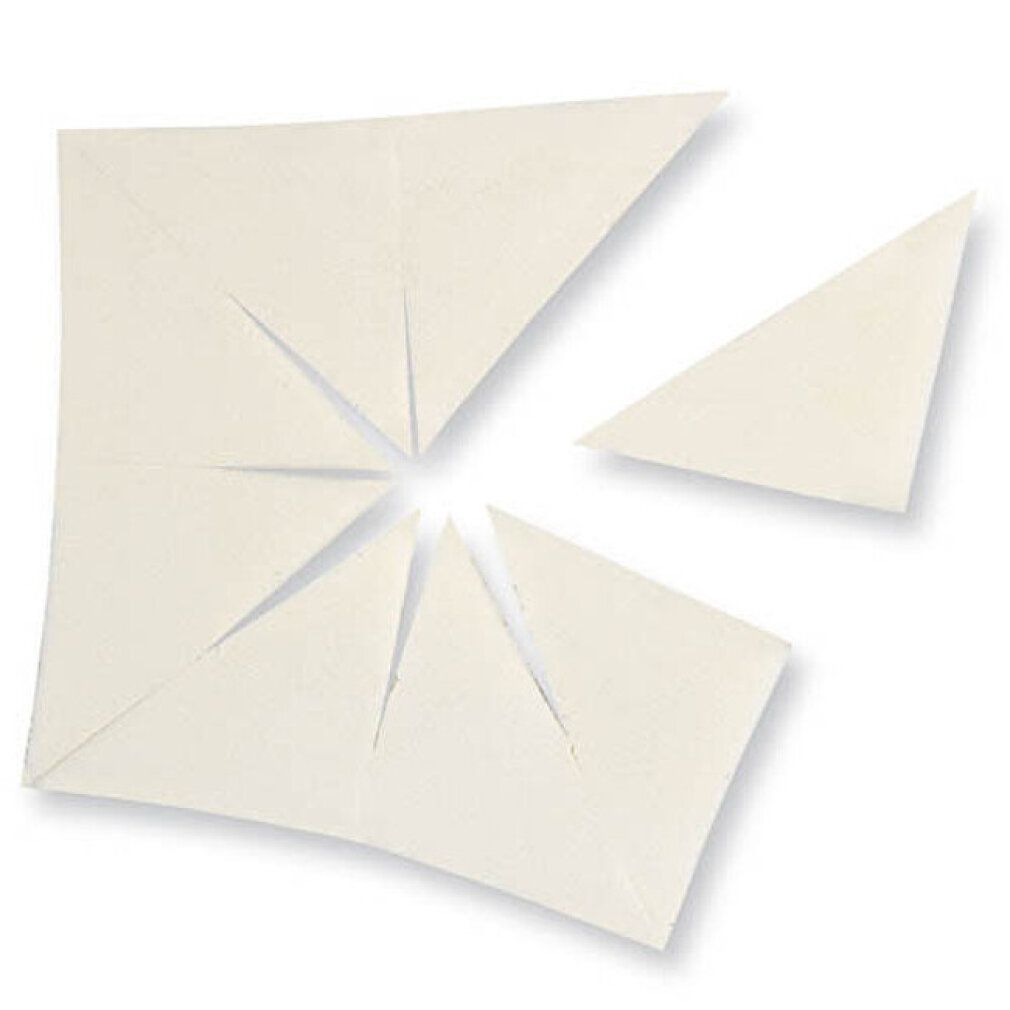 Éponge de maquillage à bords, claire. Carré avec huit triangles se rejoignant en étoile. Un triangle est détaché.