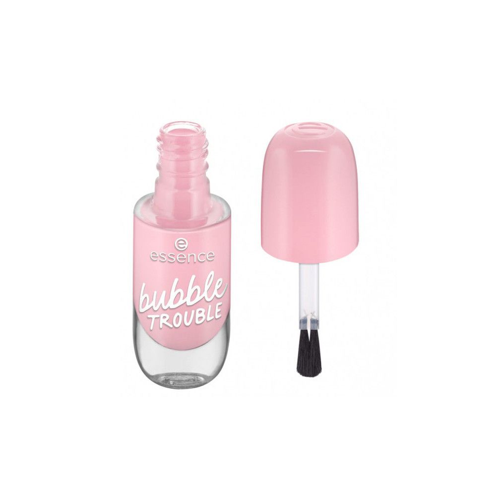 Flacon de vernis à ongles rose, bouchon ouvert avec pinceau. Inscription "bubble trouble". Marque : Essence.