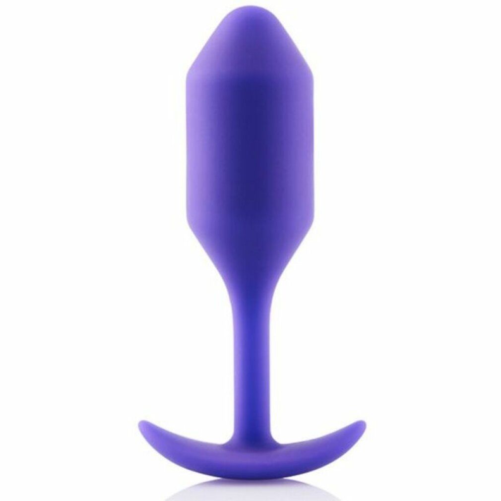 Plug anal violet en silicone. Tête en forme de goutte, tige fine, base incurvée. Sur fond blanc.