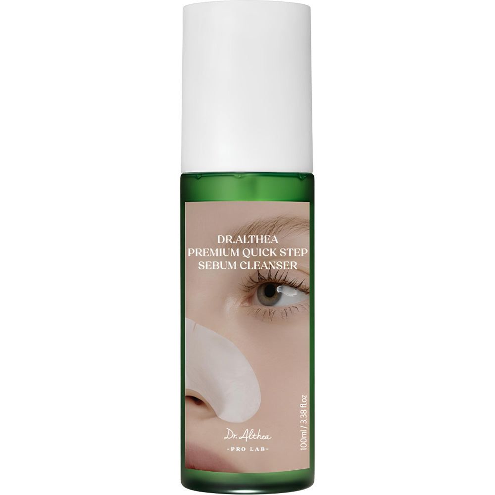 Flacon Dr. Althea Premium Quick Step Sebum Cleanser avec pompe blanche et étiquette verte.
