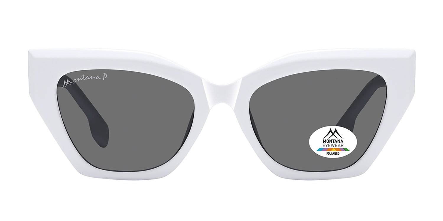 Lunettes de soleil blanches avec verres gris. "Montana P" sur la branche gauche. Autocollant avec logo et texte sur le verre droit.