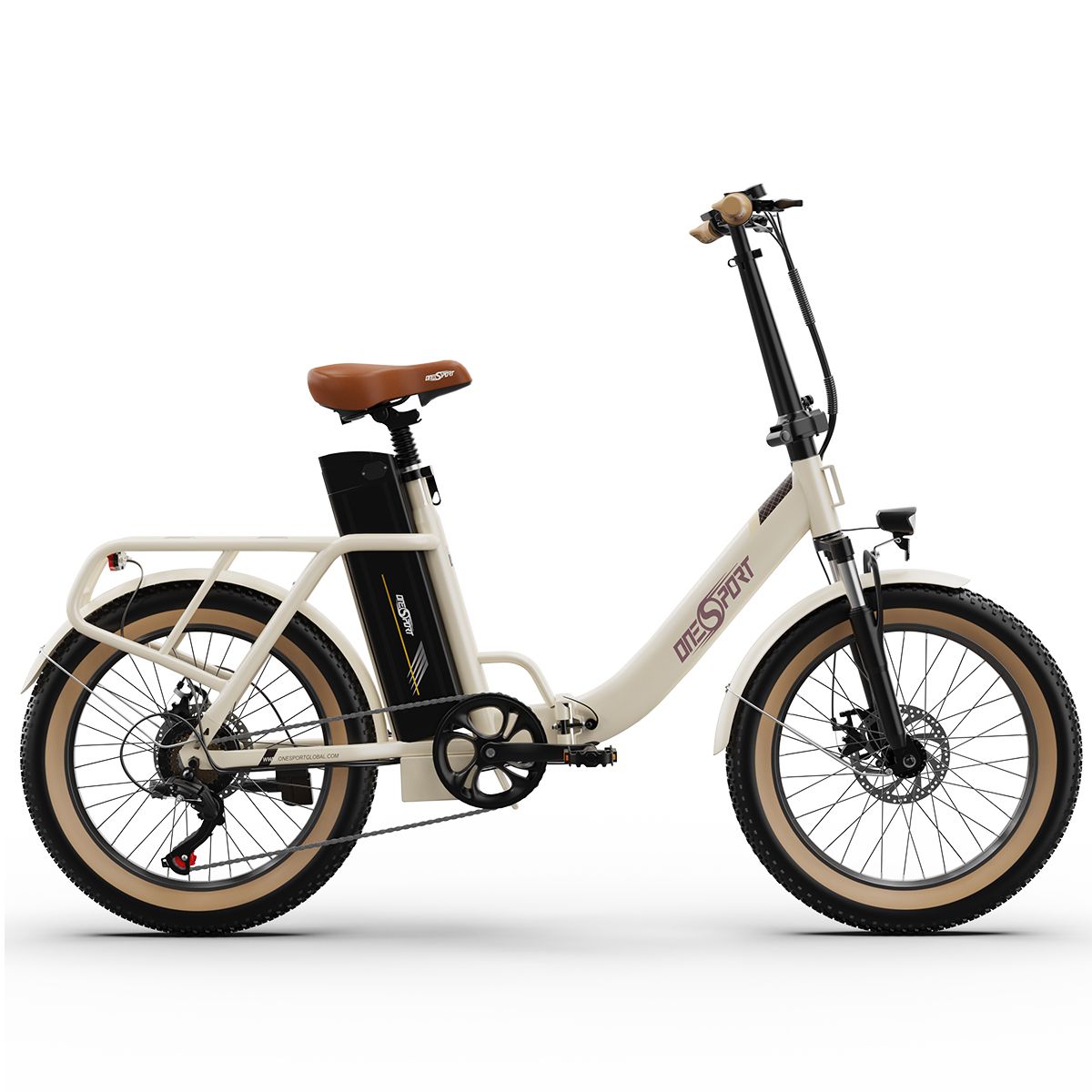 Vélo électrique beige avec selle et pneus marron. Moteur et porte-bagages noirs. Marque ONESPORT.