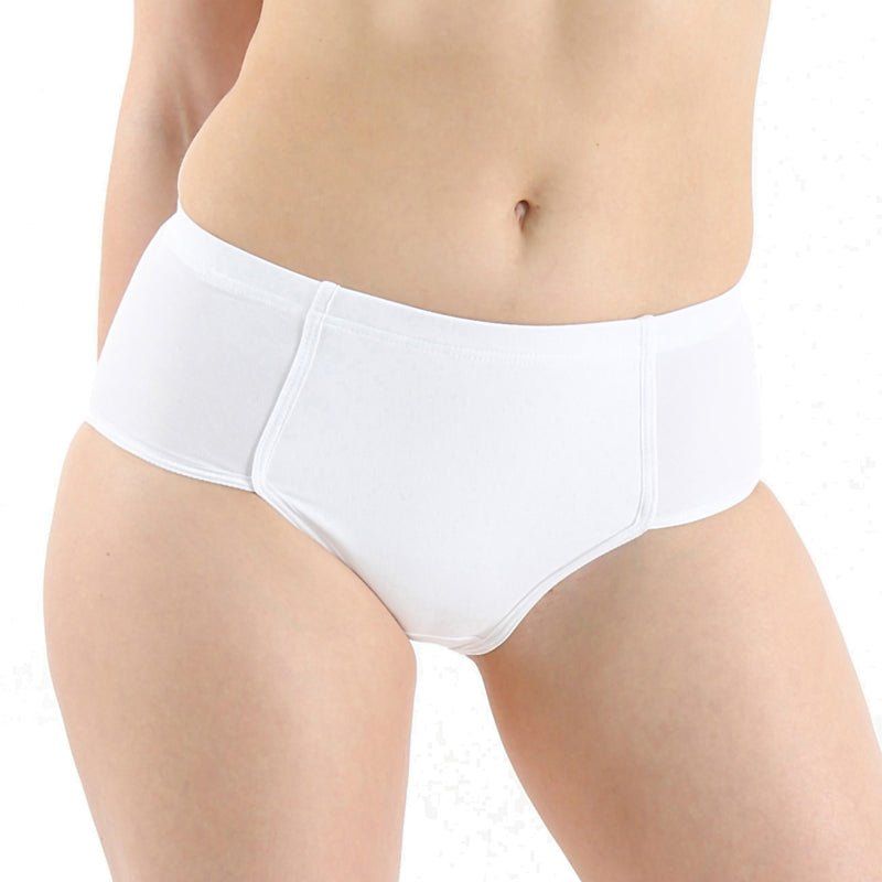 Culotte gainante blanche. Taille haute, couvrant le ventre. Vue de face.