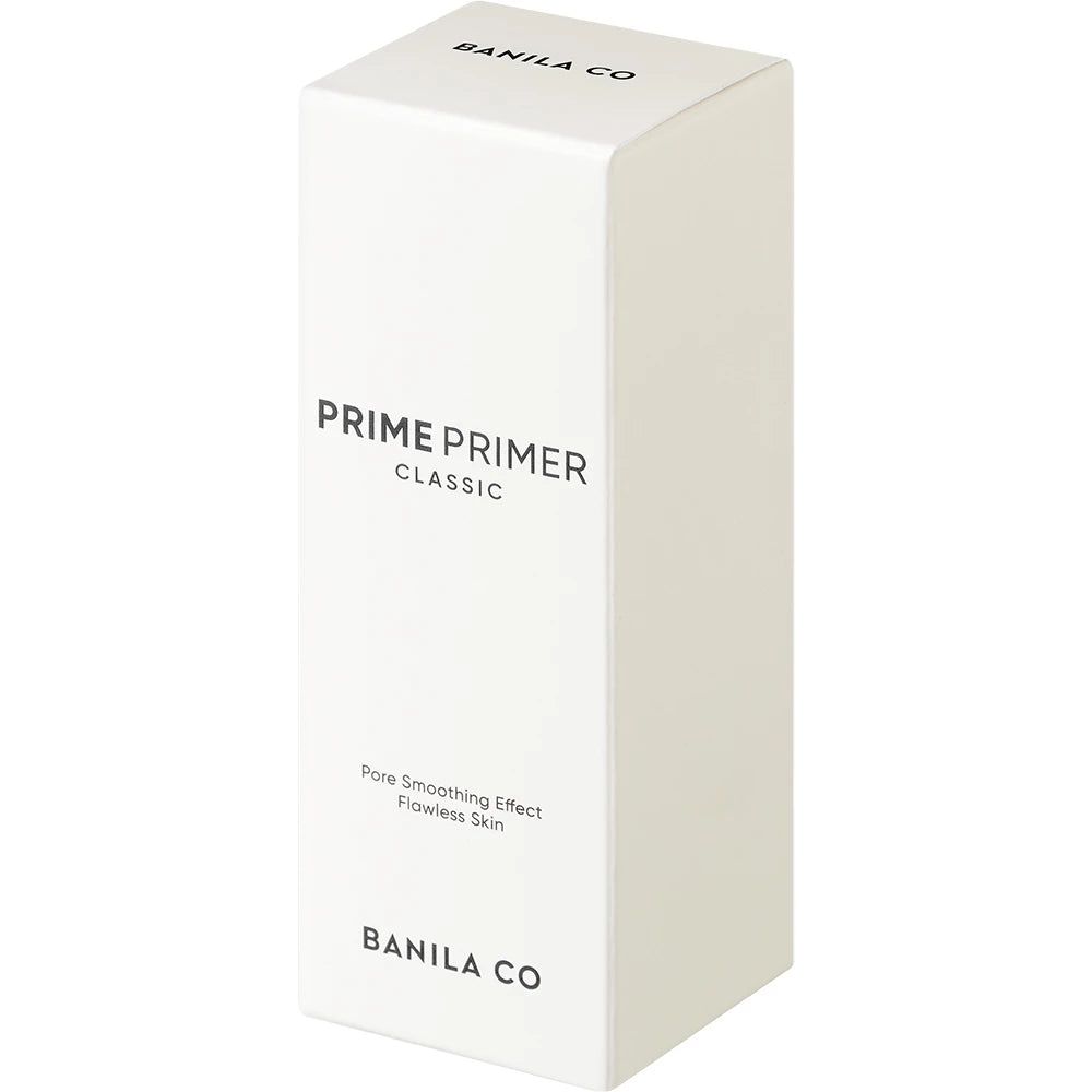 Emballage blanc du produit. Inscription : PRIME PRIMER CLASSIC, BANILA CO. Texte : Pore Smoothing Effect, Flawless Skin.