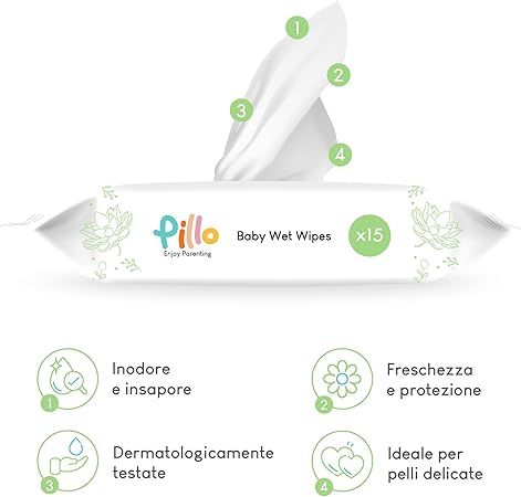 Pillo Baby-vochtige doekjes verpakking met uitgetrokken doekjes. Witte verpakking met logo en iconen. 15 doekjes per pakje.