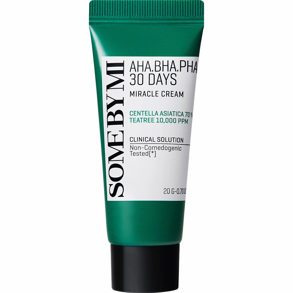 Tube vert avec bouchon noir. Inscription AHA.BHA.PHA 30 DAYS MIRACLE CREAM et SOME BY MI.