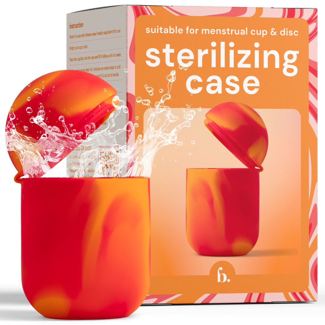 Boîtier de stérilisation rouge et orange pour coupes et disques menstruels, avec effet d'éclaboussures.