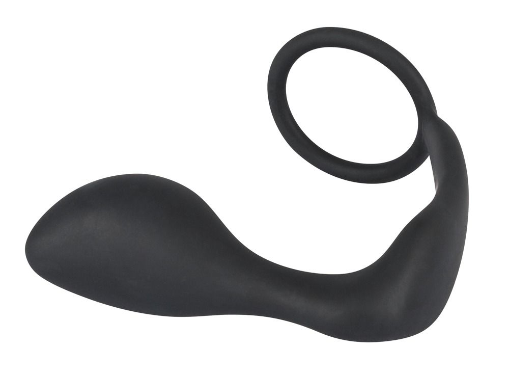 Anneau pénien noir avec plug en silicone.