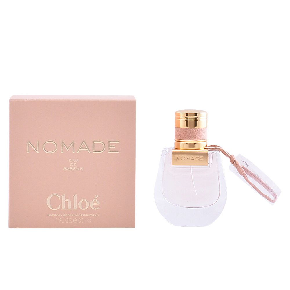 Chloé Nomade E.d.P. Nat. Spray. Flacon et emballage roses. Bouchon doré. Étiquette.