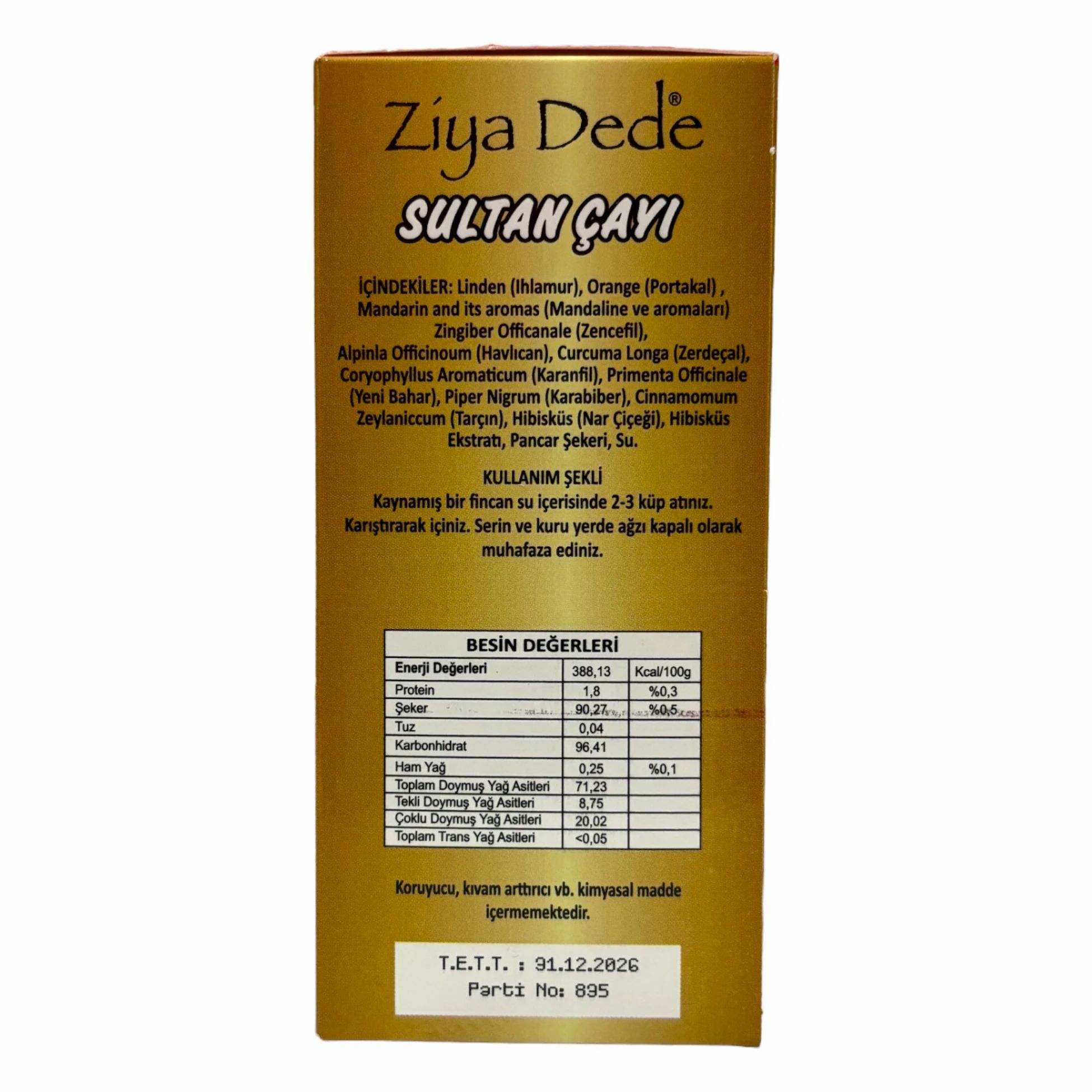 Emballage doré de thé Sultan. Contient la liste des ingrédients et les informations nutritionnelles. Écriture turque et anglaise.