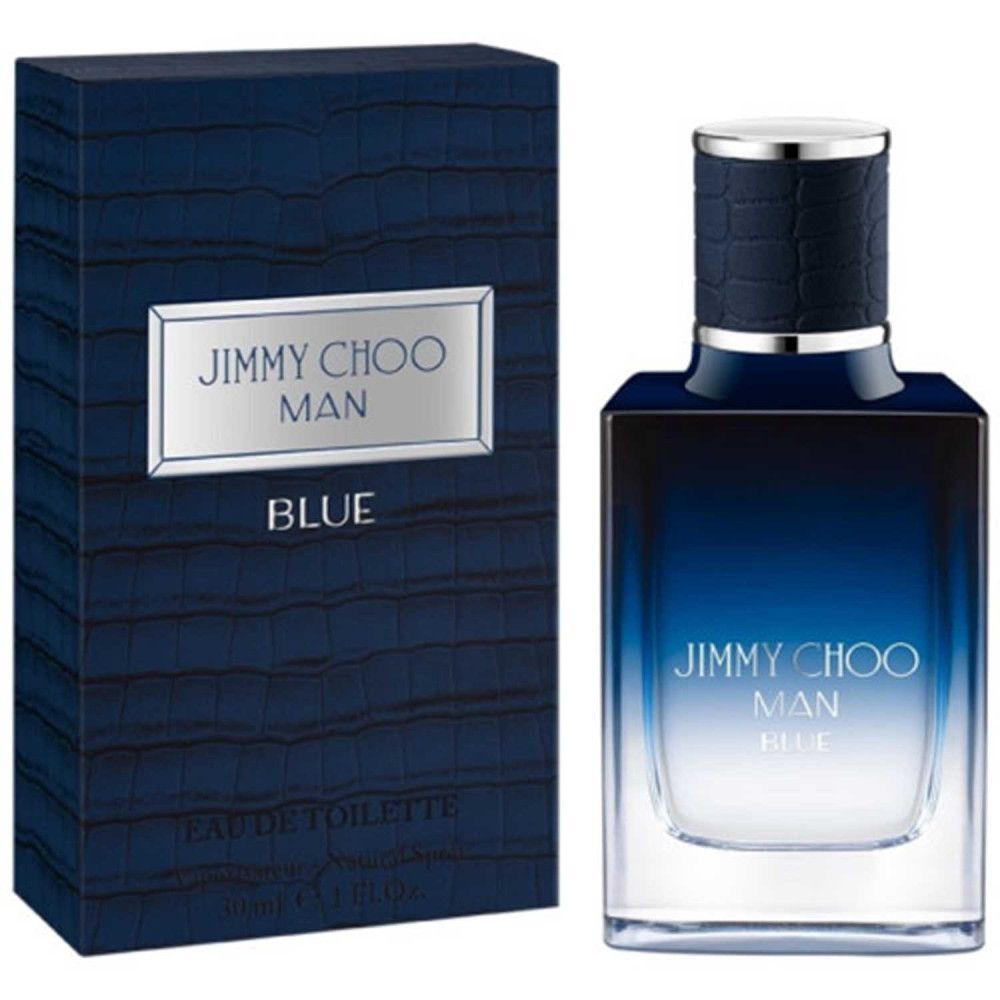 Eau de toilette bleu avec flacon et emballage rectangulaires. Inscription : JIMMY CHOO MAN BLUE.