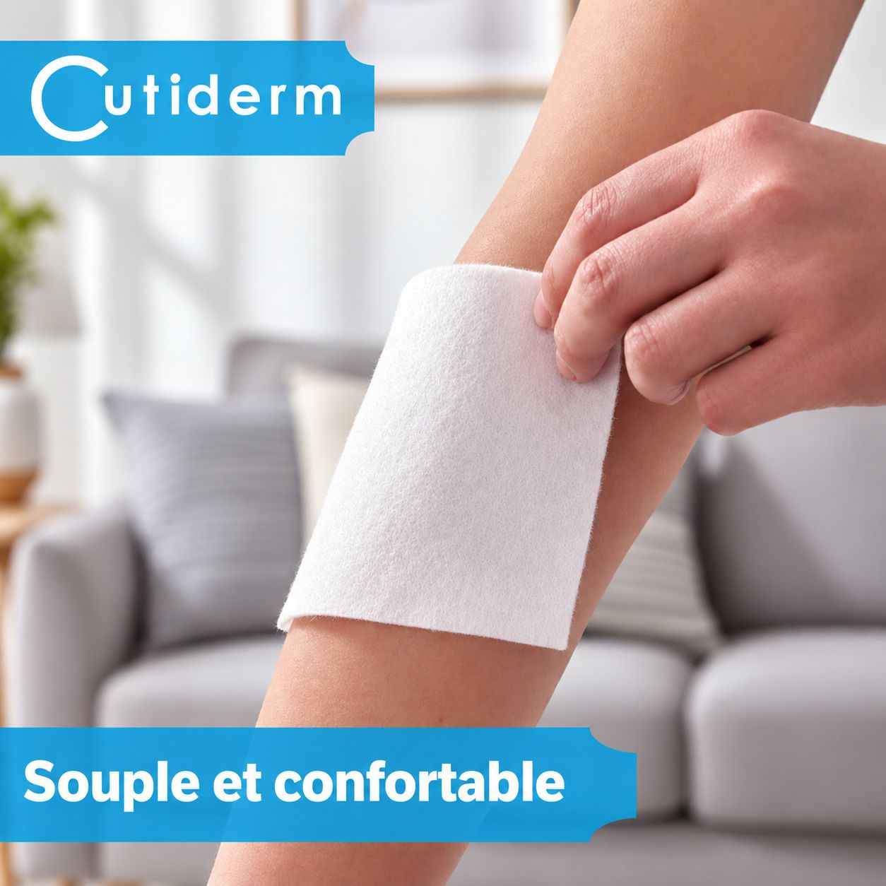 Un pansement blanc est appliqué sur un avant-bras. Le nom de marque 'Cutiderm' est visible.