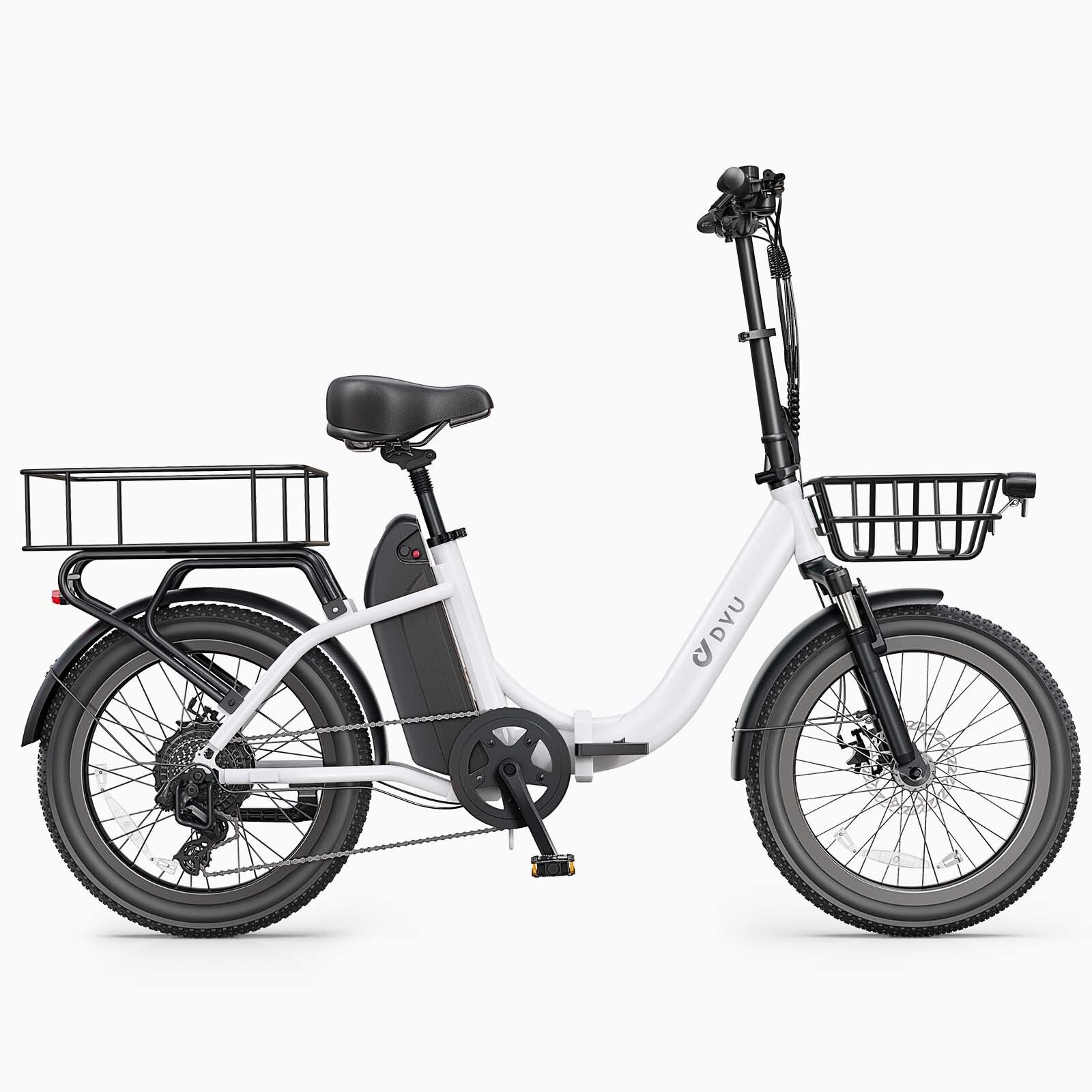 Witte elektrische fiets met mand, bagagedrager, spatborden en zwarte banden. DYU-logo zichtbaar.