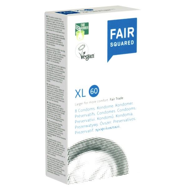 Emballage blanc avec texte bleu FAIR SQUARED XL 60. Logo Vegan et Fair Rubber. Contient 8 préservatifs.