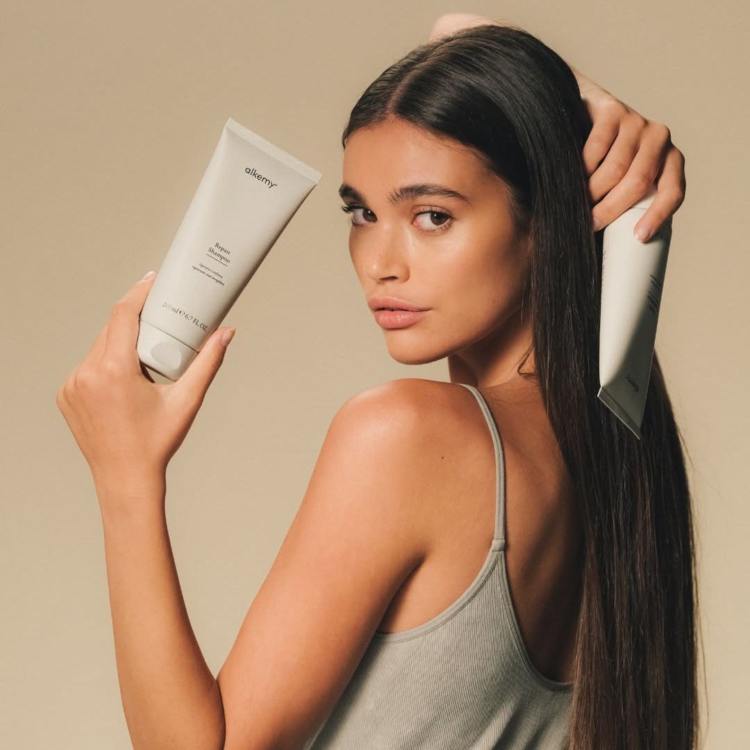 Alkemy Shampooing Restructurant Nourrissant, Renforce les Cheveux Secs et Abîmés