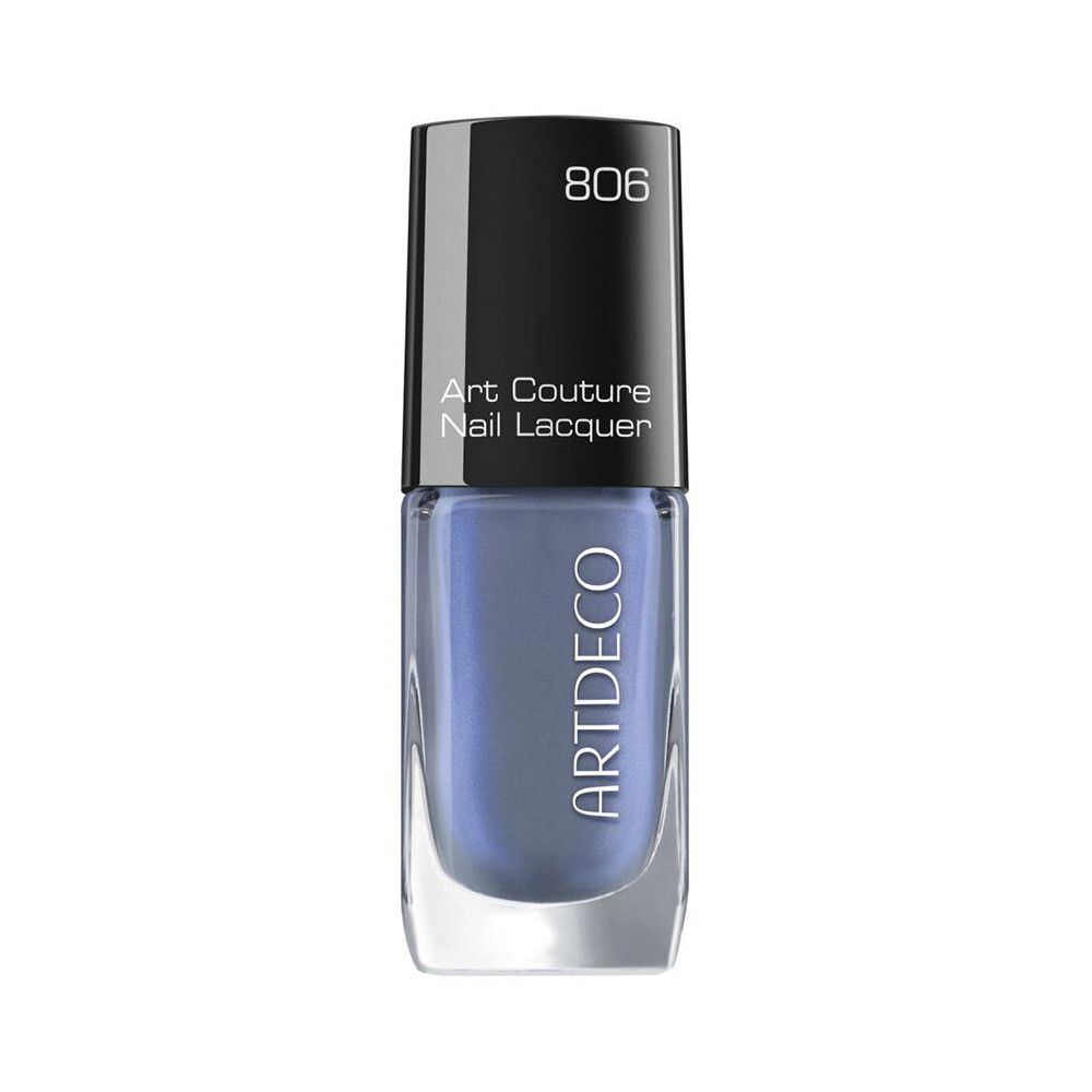 Artdeco Art Couture Nail Lacquer, numéro de couleur 806, dans un flacon en verre rectangulaire avec un capuchon noir.