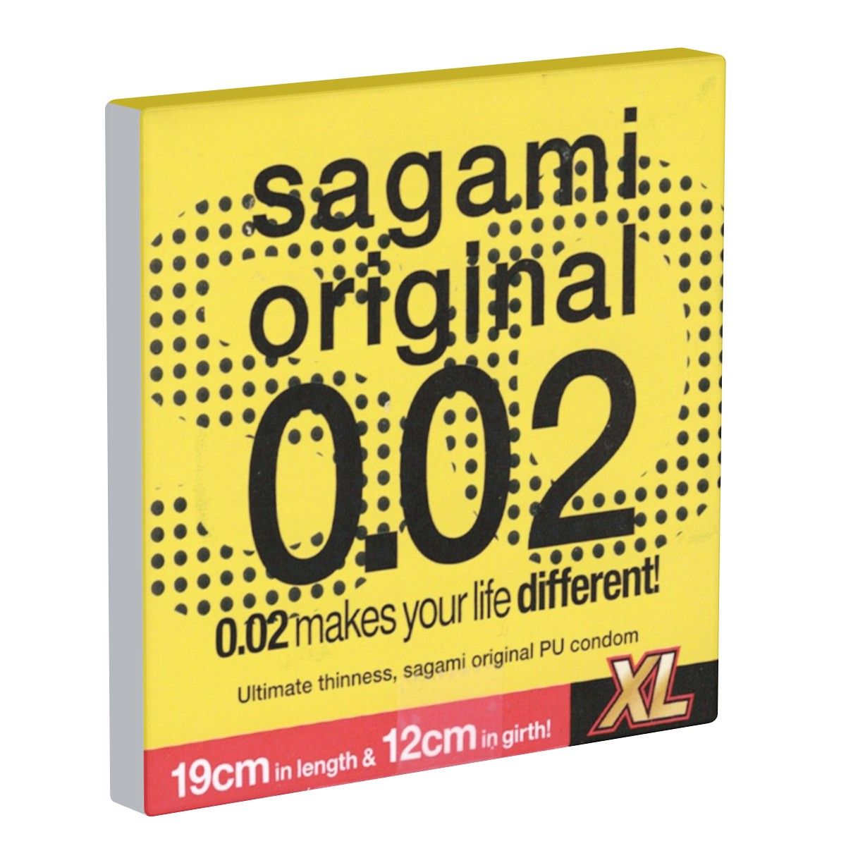 Sagami Original XL, épaisseur 0.02mm, longueur 19cm et circonférence 12cm.