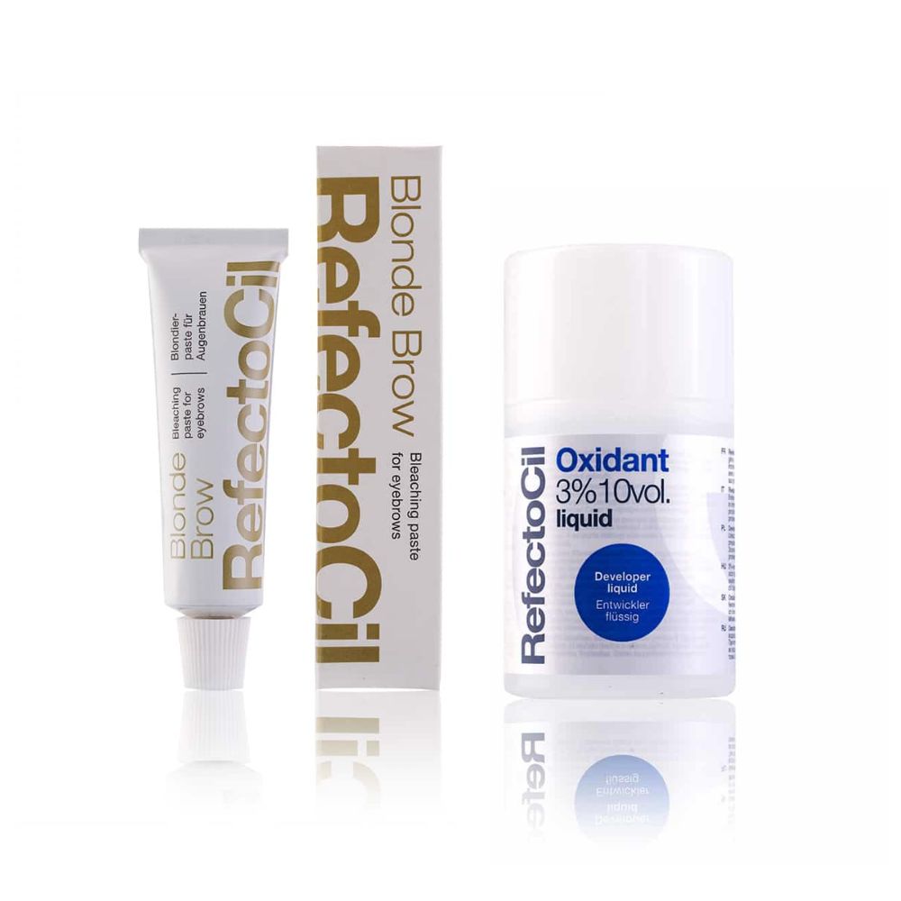 Set met blondeerpasta en oxidantvloeistof. Producten met de opschriften "RefectoCil", "Blonde Brow" en "Oxidant 3% 10vol. liquid".