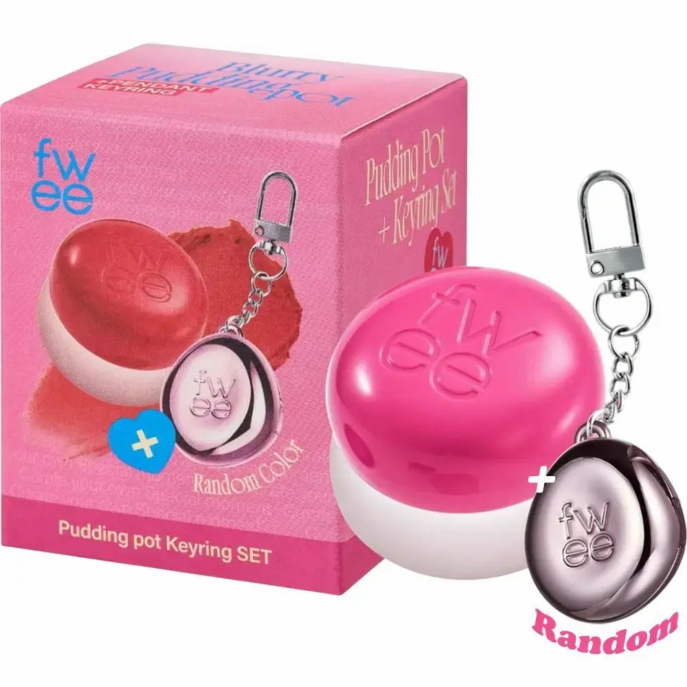 Roze lip- en wangpuddingpot met sleutelhanger. Roze verpakking met product en sleutelhanger. Merk FWEE.