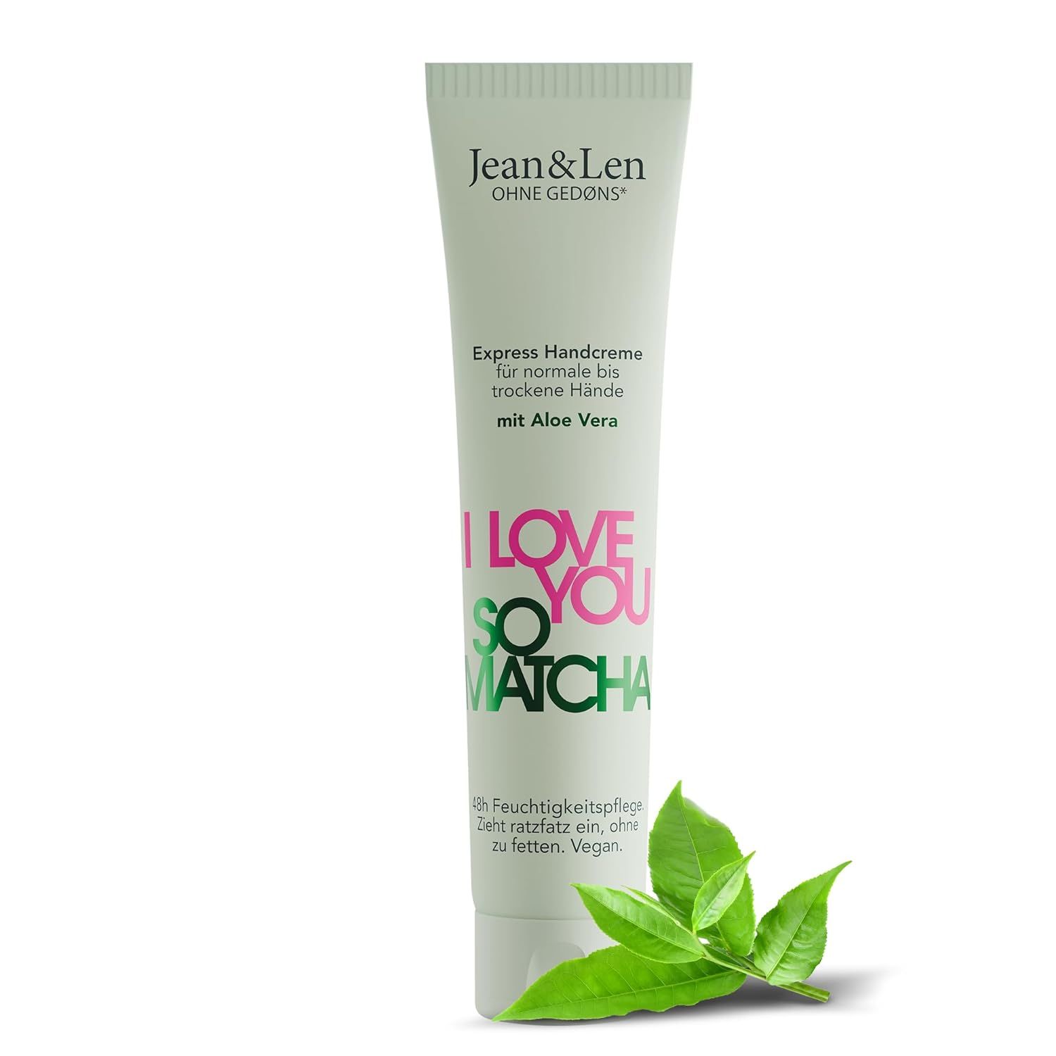 Tube de crème pour les mains avec texte I Love You So Matcha. Avec Aloe Vera. Feuilles vertes. Tube clair avec texte vert et rose.