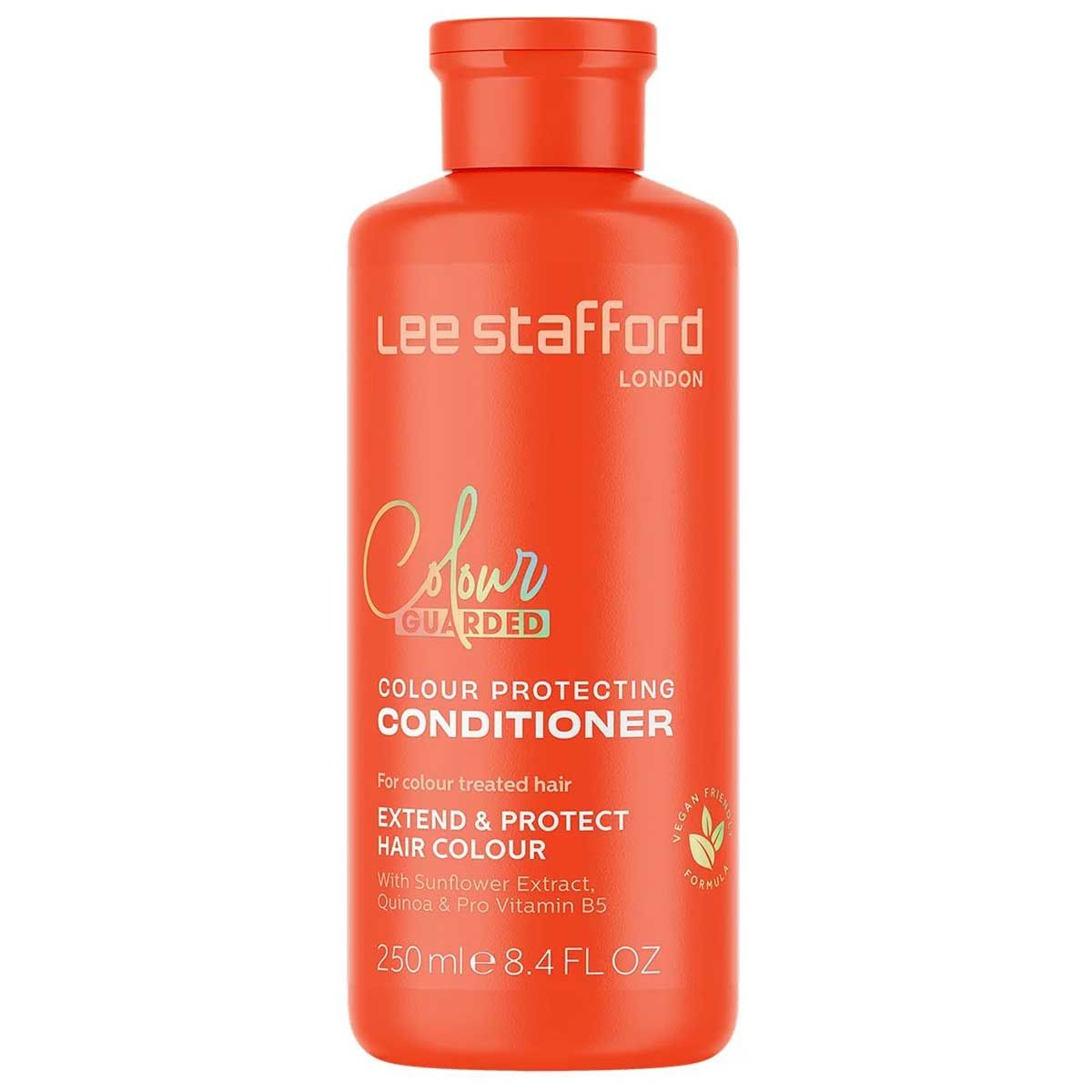 Face avant d'une bouteille orange de Lee Stafford Colour Guarded Protecting Conditioner.
