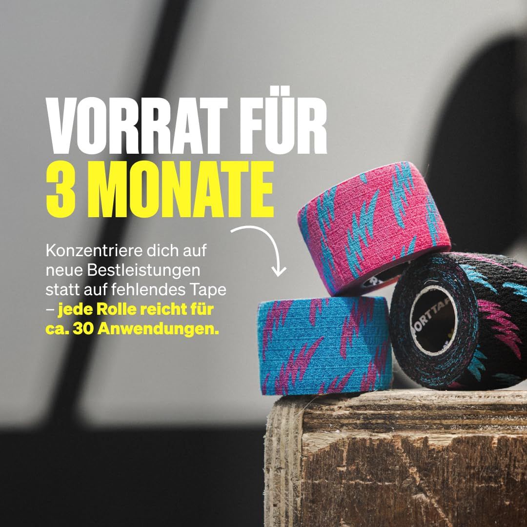 Trois rouleaux de ruban pour pouce rose et bleu empilés, représentant un stock pour 3 mois.