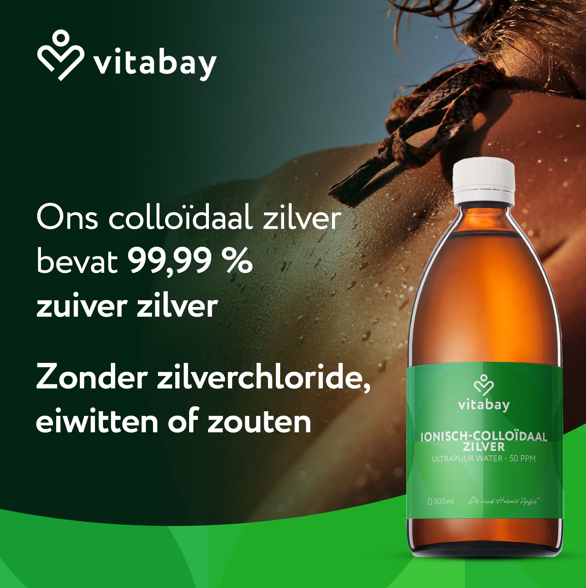 Bruine glazen fles met groen etiket, 500ml, met tekst over 99,99% puur zilver.