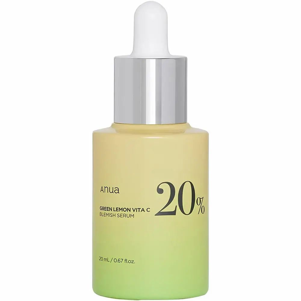 Geelgroene fles met witte dop en pipet. Opschrift: Anua, Green Lemon Vita C Blemish Serum, 20%.
