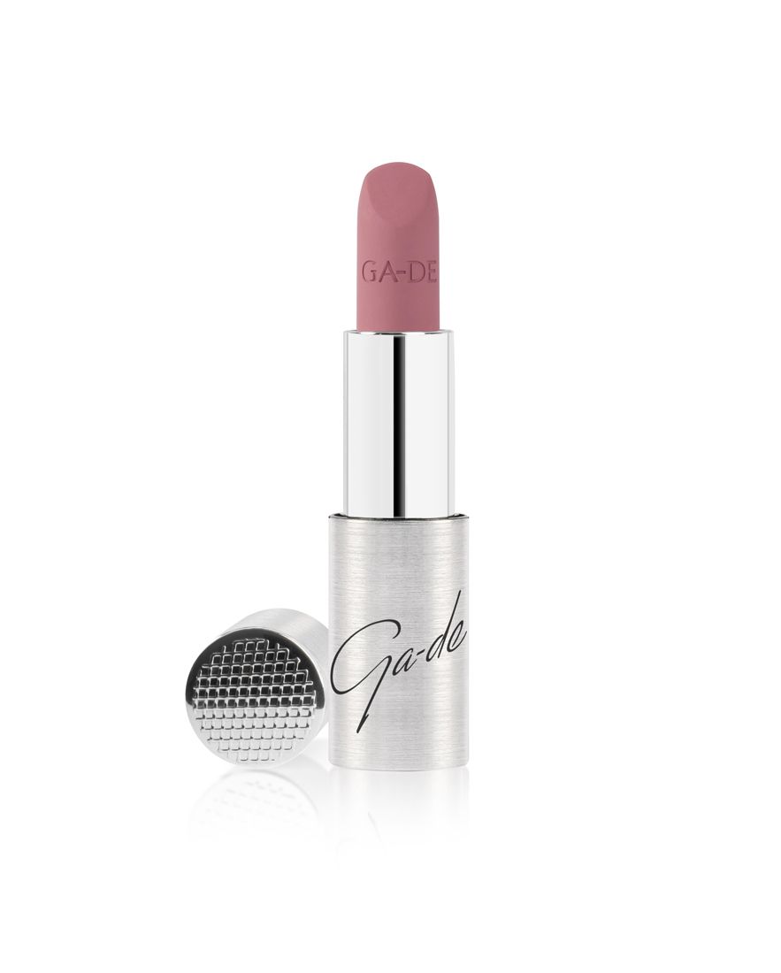 Rouge à lèvres Ga-De Selfie Soft Matte dans un tube argenté avec capuchon ouvert.