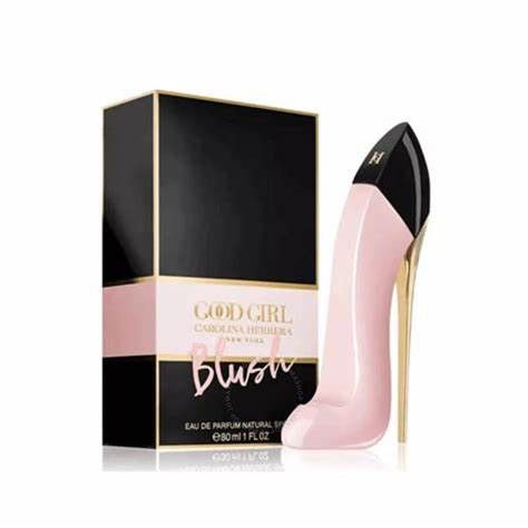 Roze high heel fles en doos. Zwarte doos met roze streep. Tekst: GOOD GIRL BLUSH. 80ml.