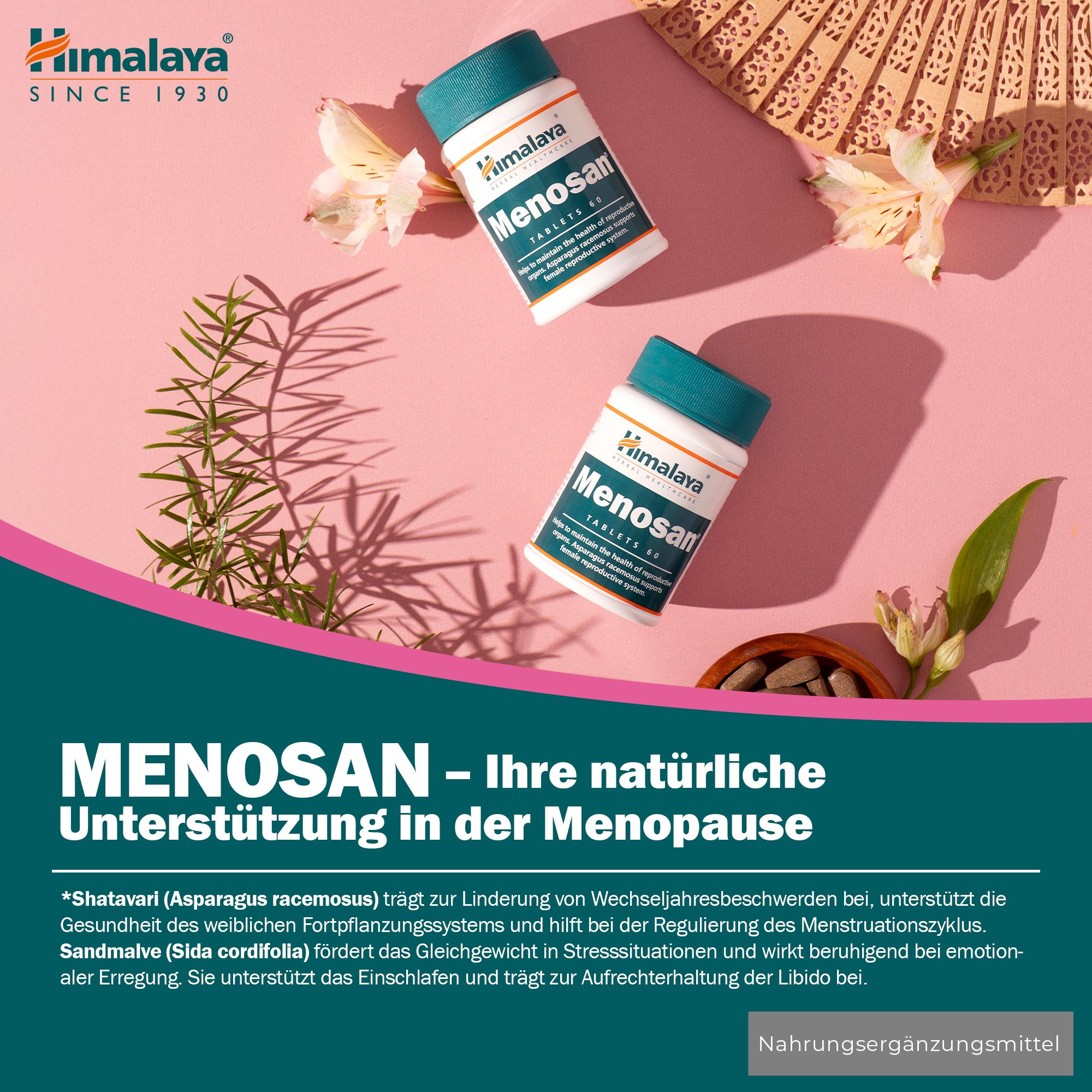 Twee Himalaya Menosan tabletten potjes naast decoratieve elementen en planten.