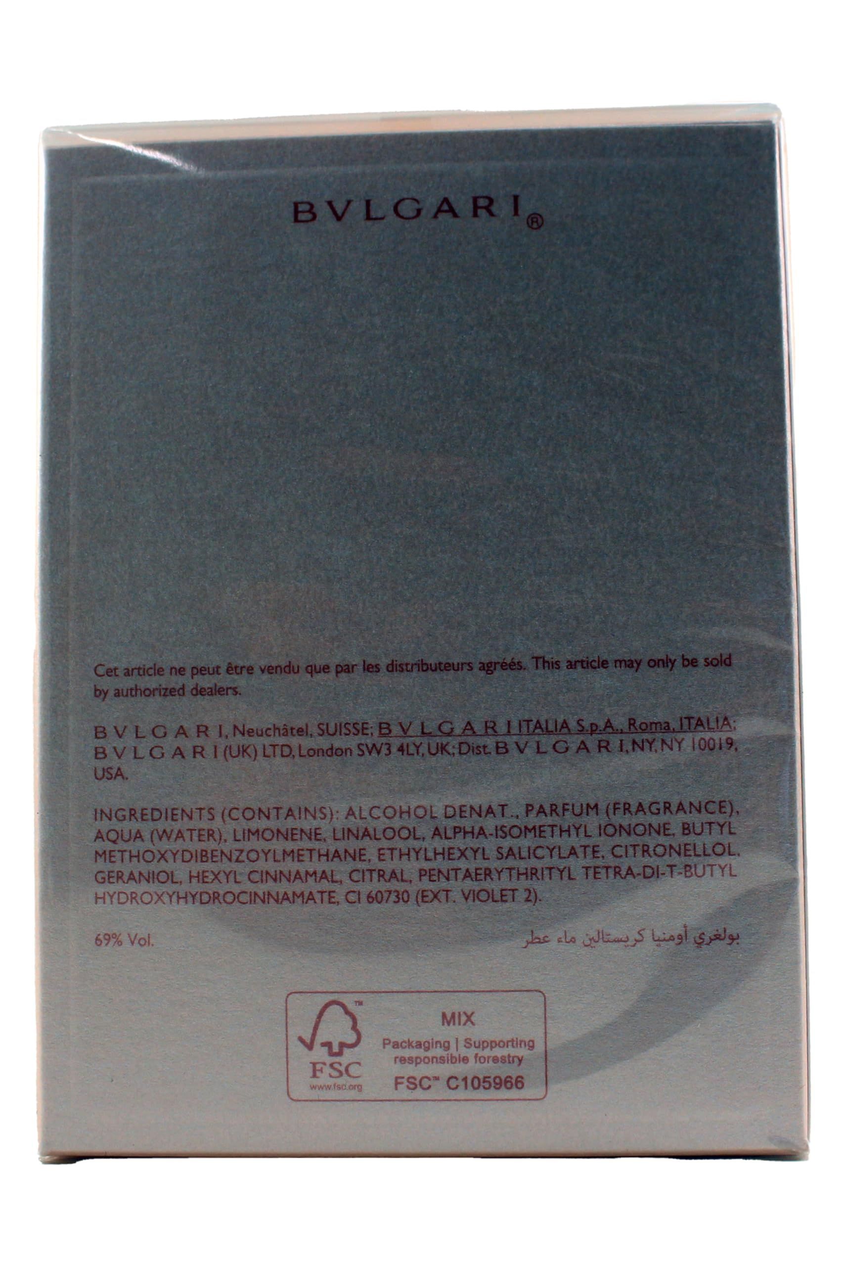 Achterkant van de verpakking. Boven "BVLGARI". Tekst met ingrediënten en FSC-logo.