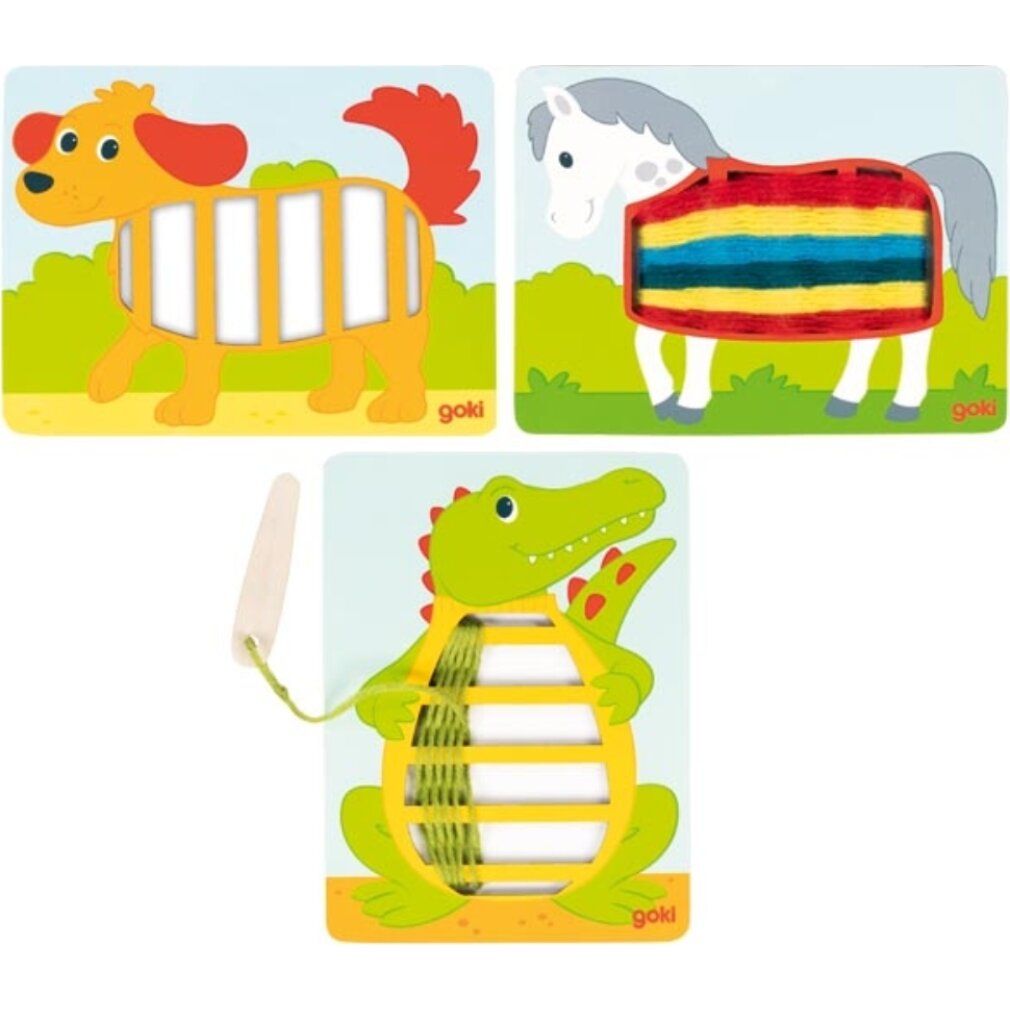 Trois puzzles en bois avec des animaux : chien, cheval et crocodile. Chaque puzzle a un cadre jaune et des lacets à enfiler.