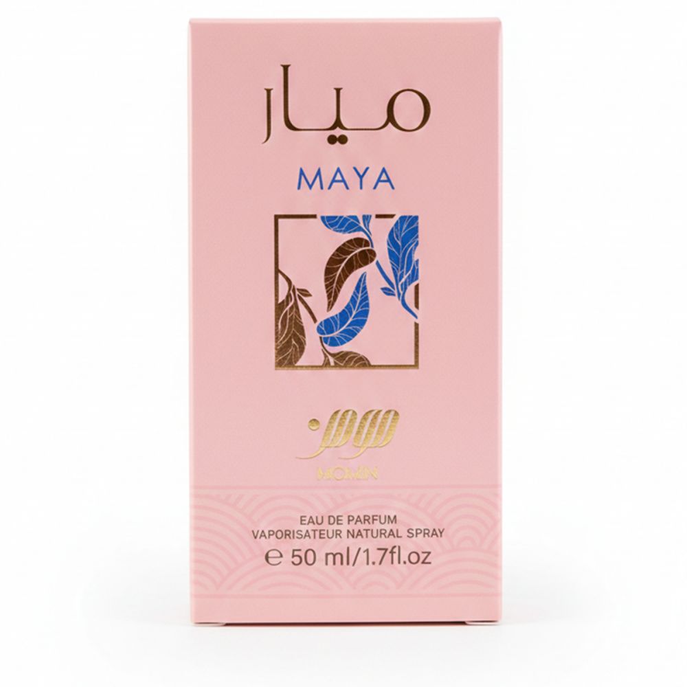 Roze verpakking met Arabische tekst en "Maya". Bladmotief en opschrift "Eau de Parfum". Inhoud: 50 ml.