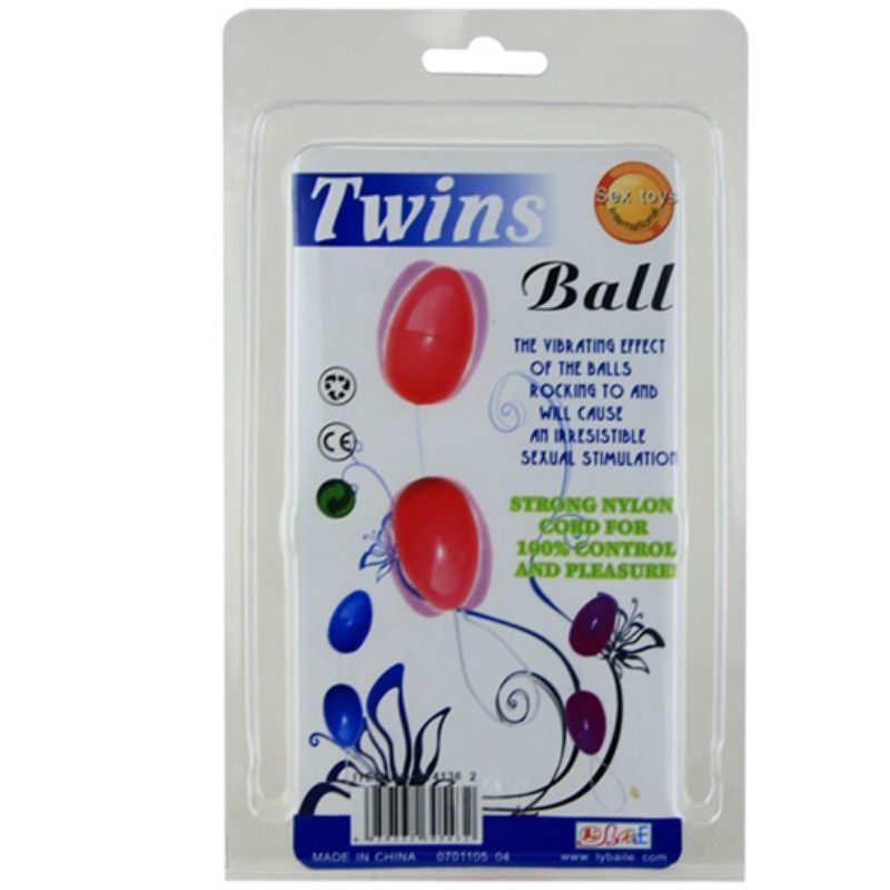 Emballage avec deux boules d'œufs rouges, nom du produit 'Twins Ball'.